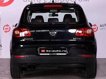 Volkswagen Tiguan, 2009г., полный привод, автомат