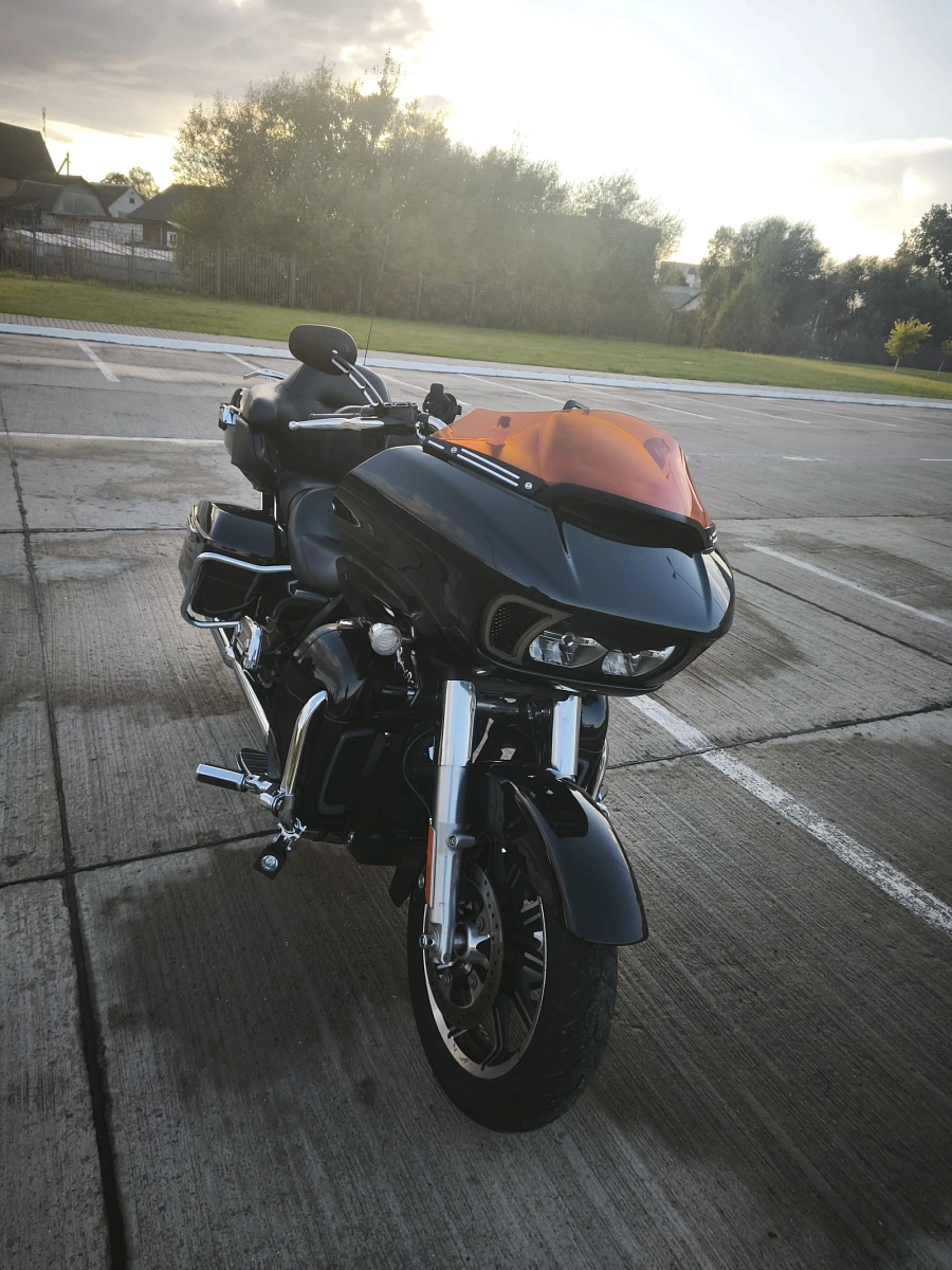 Harley Davidson Road Glide, 2015г.