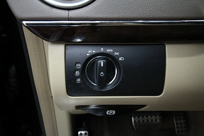 Mercedes-Benz M-Класс, 2010г., полный привод, автомат