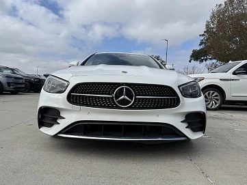 Mercedes-Benz E-Класс, 2022г., задний привод, автомат