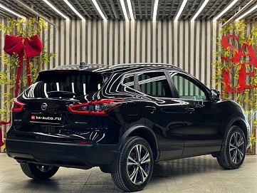Nissan Qashqai, 2021г., передний привод, вариатор