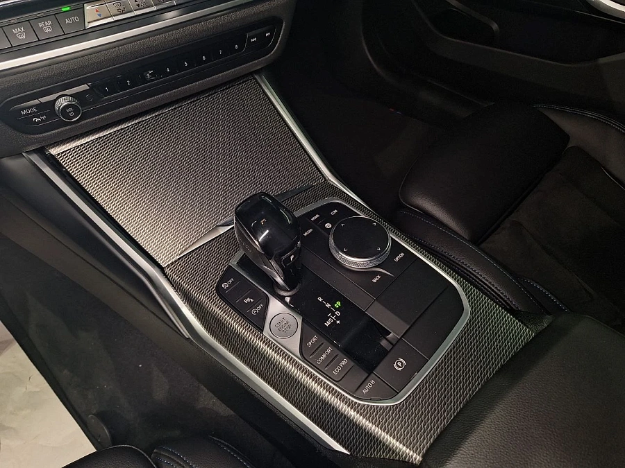 BMW 3 серии, 2020г., полный привод, автомат
