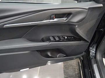 Toyota Camry, 2025г., передний привод, вариатор