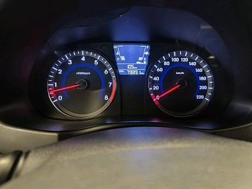 Hyundai Solaris, 2011г., передний привод, механика