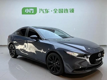 Mazda 3, 2022г., передний привод, автомат