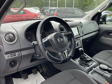 Volkswagen Amarok, 2010г., полный привод, механика