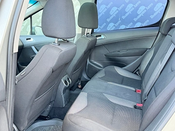 Peugeot 308, 2010г., передний привод, автомат