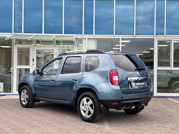 Renault Duster, 2012г., полный привод, механика