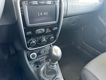 Renault Duster, 2013г., полный привод, механика