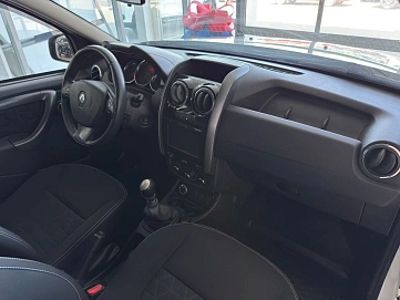 Renault Duster, 2016г., полный привод, механика