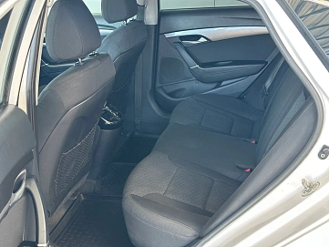 Hyundai i40, 2013г., передний привод, автомат