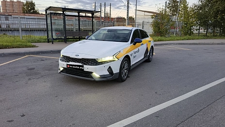 Kia K5, 2020г, передний привод, автомат