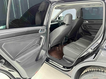 Volkswagen Tiguan, 2022г., передний привод, робот