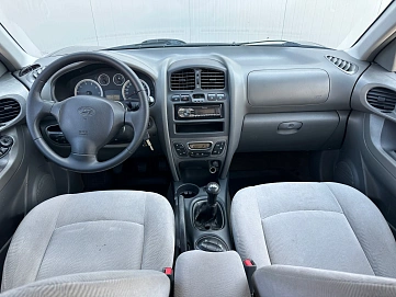 Hyundai Santa Fe, 2008г., передний привод, механика