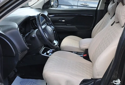 Mitsubishi Outlander, 2019г., полный привод, вариатор