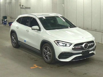 Mercedes-Benz GLA, 2023г, передний привод, робот