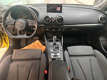 Audi A3, 2017г., передний привод, робот