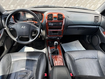 Hyundai Sonata, 2006г., передний привод, механика