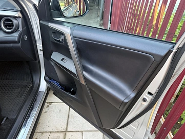 Toyota RAV4, 2019г., полный привод, вариатор