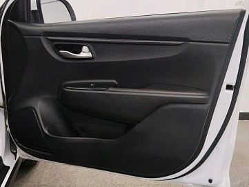 Kia Rio, 2021г., передний привод, механика