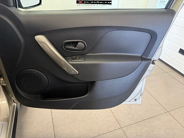 Renault Sandero, 2020г., передний привод, механика