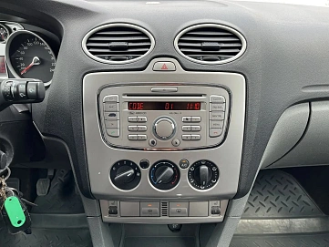Ford Focus, 2009г., передний привод, механика