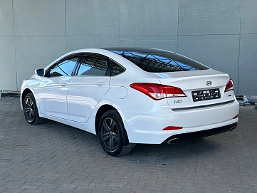 Hyundai i40, 2013г., передний привод, автомат