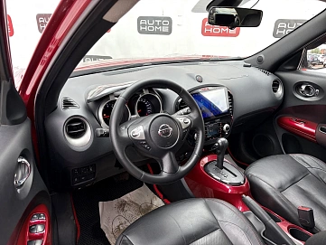 Nissan Juke, 2012г., передний привод, вариатор