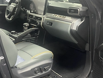 Toyota Tacoma, 2025г., полный привод, автомат
