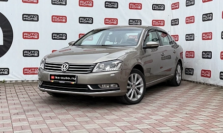 Volkswagen Passat, 2013г., передний привод, робот