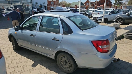 Lada (ВАЗ) Granta, 2014г., передний привод, механика