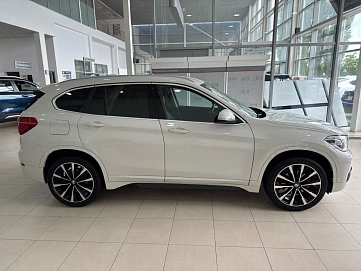 BMW X1, 2017г., передний привод, автомат