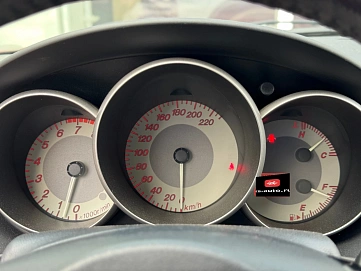 Mazda 3, 2008г., передний привод, механика
