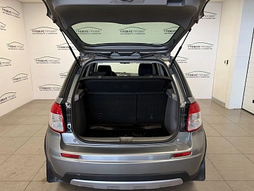 Suzuki SX4, 2013г., полный привод, механика