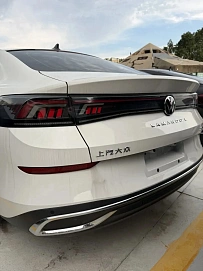 Volkswagen Lamando, 2022г., передний привод, робот
