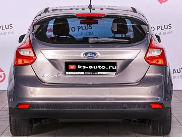 Ford Focus, 2012г., передний привод, робот