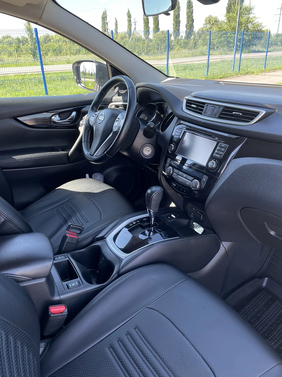 Nissan Qashqai, 2016г., передний привод, вариатор