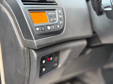 Citroen C4 Picasso, 2010г., передний привод, робот