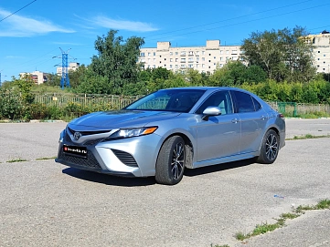 Toyota Camry, 2018г, передний привод, автомат