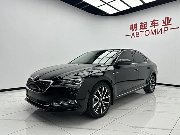 Skoda Superb, 2022г., передний привод, робот