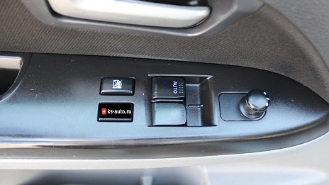Suzuki SX4, 2011г., передний привод, механика