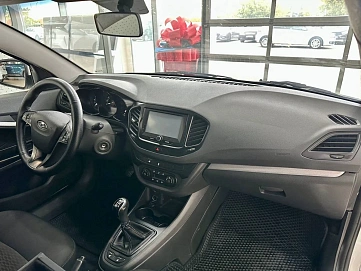 Lada (ВАЗ) Vesta, 2017г., передний привод, механика