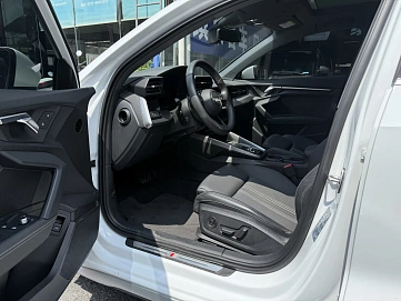 Audi A3, 2021г., передний привод, автомат