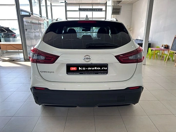 Nissan Qashqai, 2021г., полный привод, вариатор