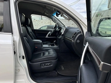 Toyota Land Cruiser, 2016г., полный привод, автомат