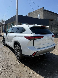 Toyota Highlander, 2026г, полный привод, автомат