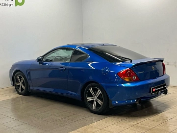 Hyundai Tiburon, 2004г, передний привод, механика