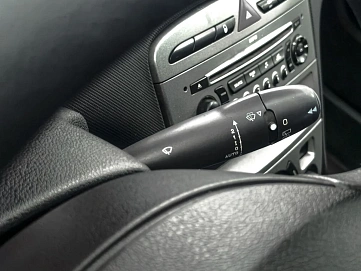 Peugeot 308, 2008г., передний привод, механика