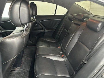 Toyota Avensis, 2009г., передний привод, вариатор