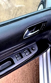 Volkswagen Jetta, 2008г., передний привод, робот